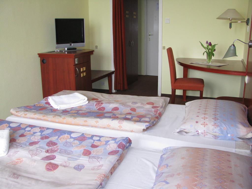 Silver Beach Resort Zamárdi Εξωτερικό φωτογραφία