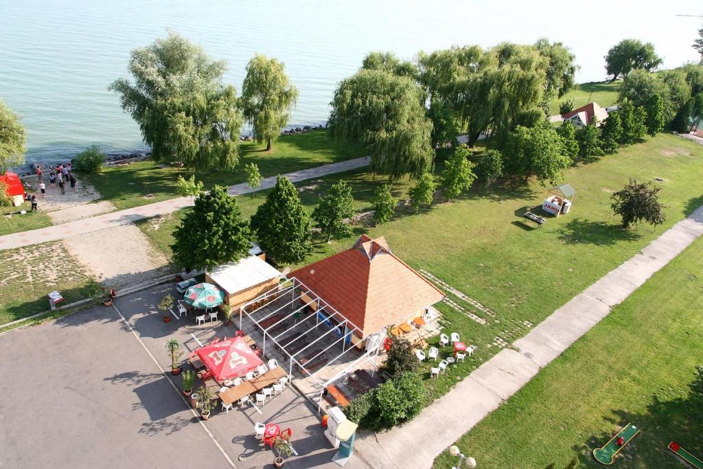 Silver Beach Resort Zamárdi Εξωτερικό φωτογραφία